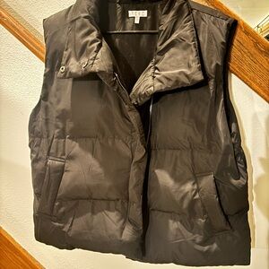 TCEC Women's Dark Puffer Vest